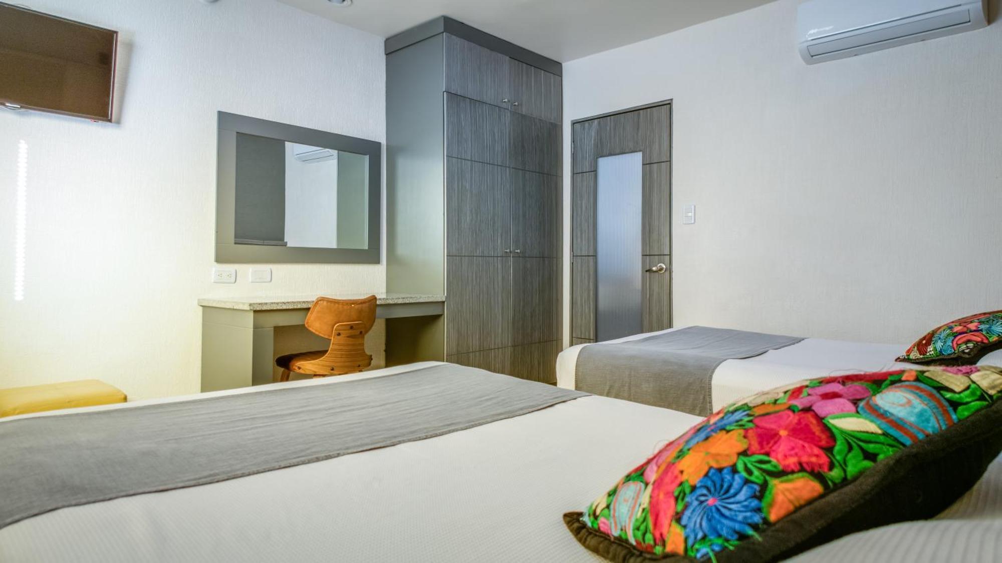 Homesuites Rotarismo Кульякан Экстерьер фото